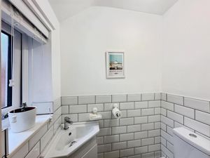 Photo 17- click for photo gallery